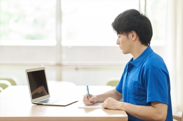 介護業界の離職率の実情と今後の課題